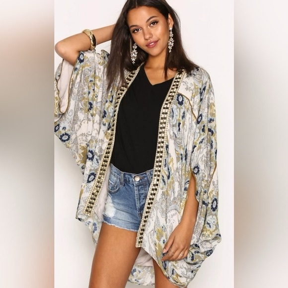 Free People Sweaters - Free People Neutral Floral Jaipur Cardigan Kimono Topper OSFM Hippie Boho